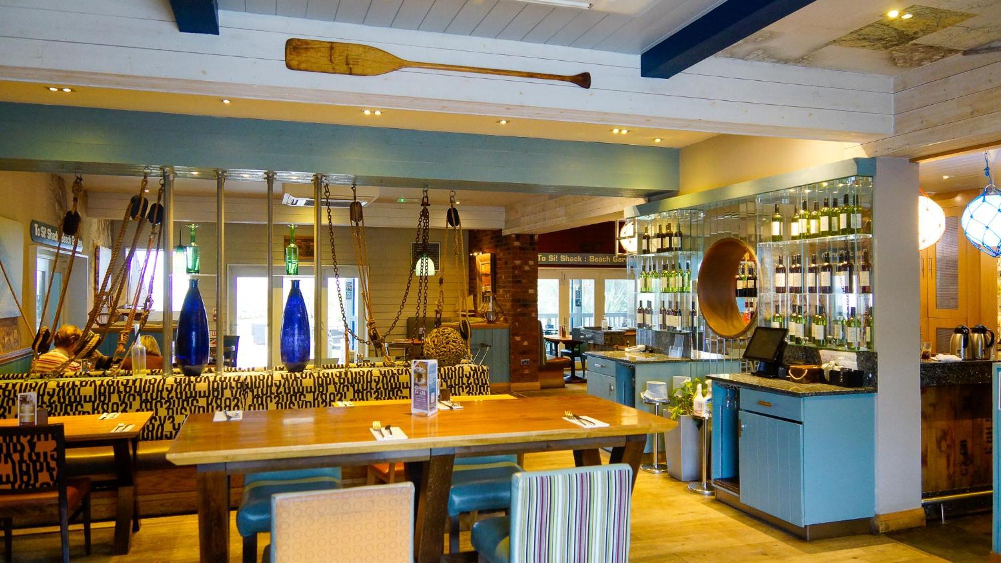 The Waterside 4*