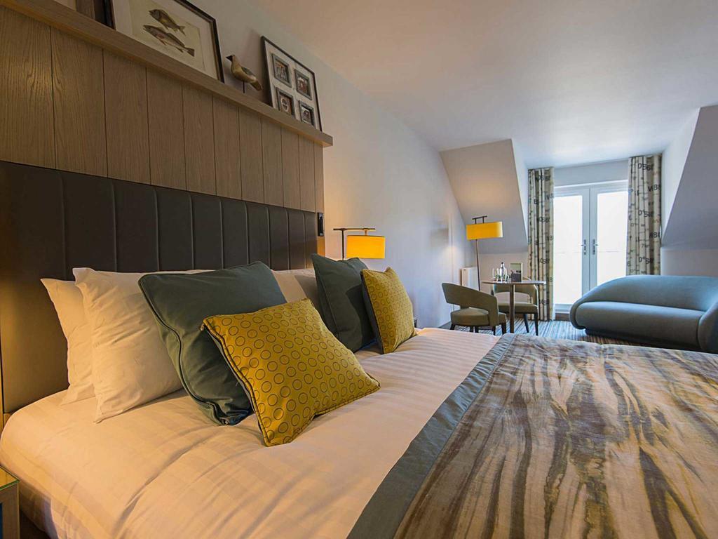 The Waterside 4*