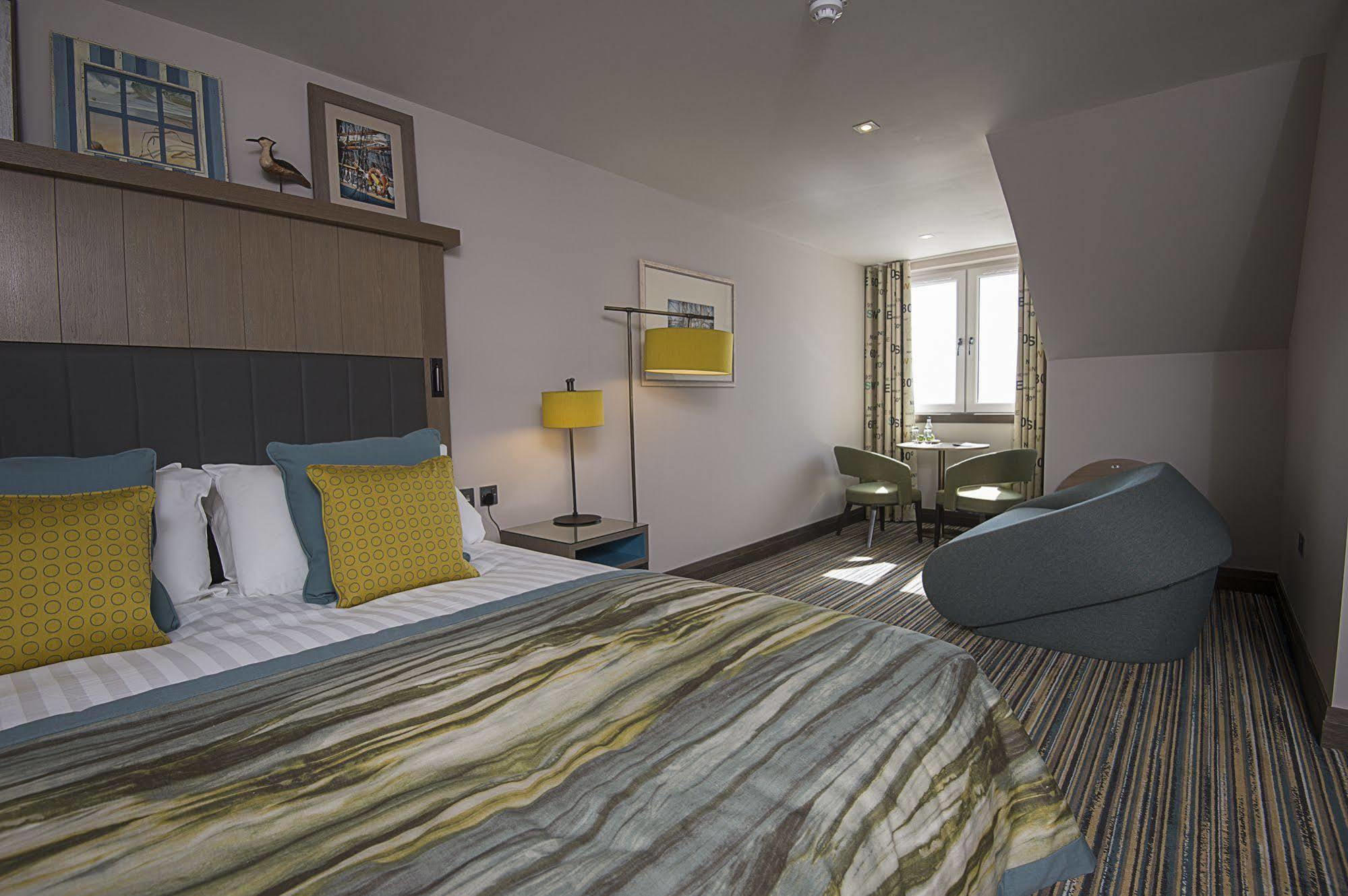 The Waterside Hotel